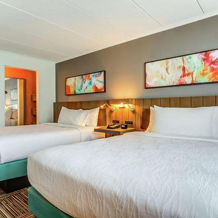 Hilton Garden Inn Boston Waltham Exterior photo