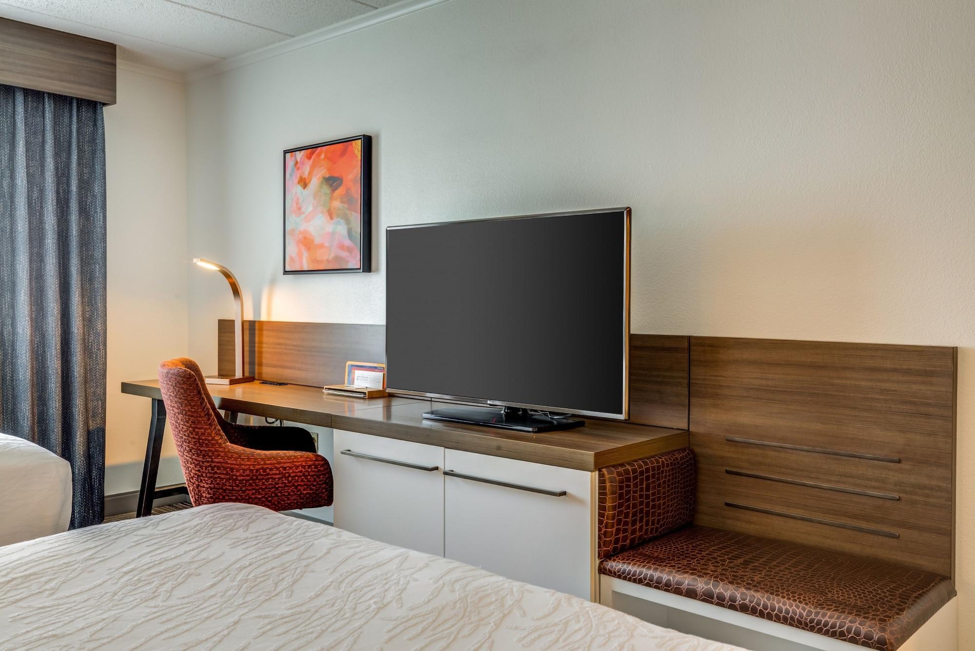 Hilton Garden Inn Boston Waltham Exterior photo