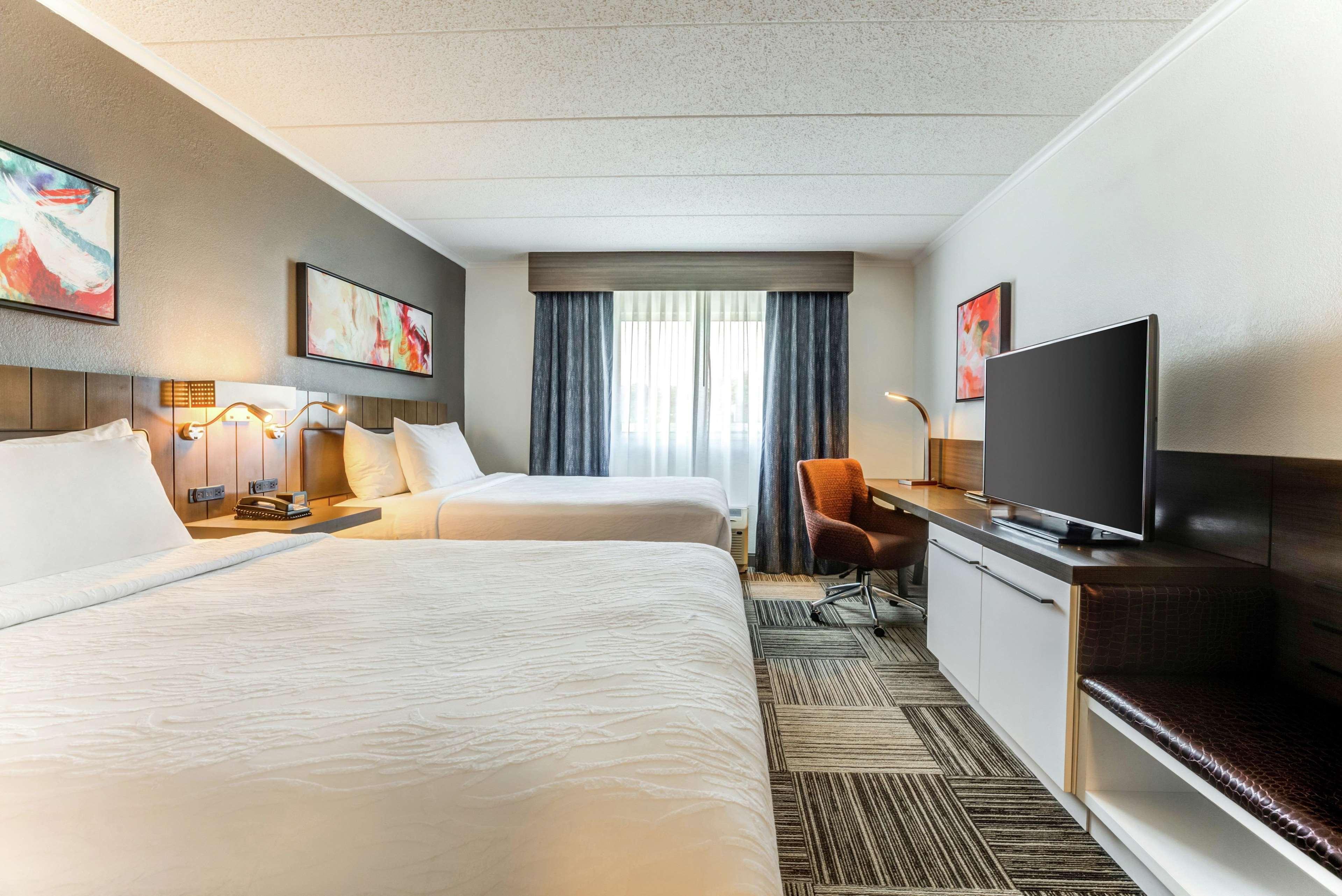 Hilton Garden Inn Boston Waltham Exterior photo
