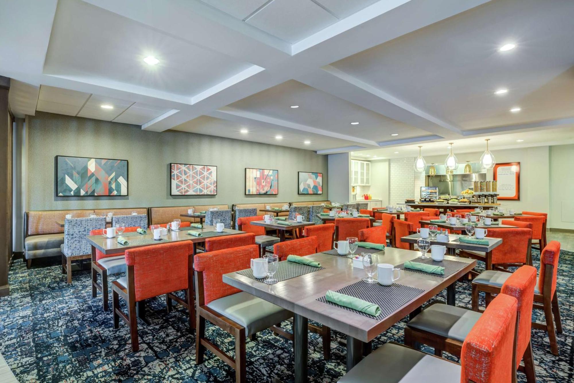 Hilton Garden Inn Boston Waltham Exterior photo