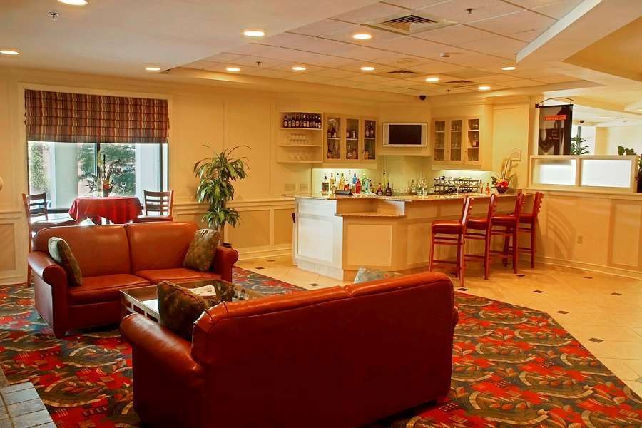 Hilton Garden Inn Boston Waltham Interior photo
